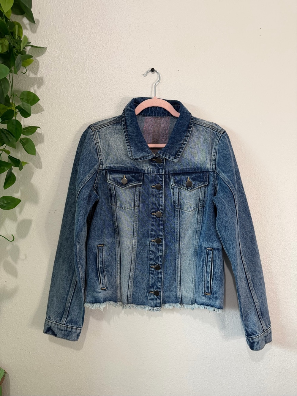 Trigger Embroidered Beaded Bee Denim Jean Jacket L Statement Art Wear - Picture 2 of 13
